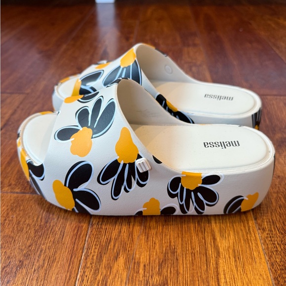 Melissa Shoes - Melissa Floral Slide Sandals